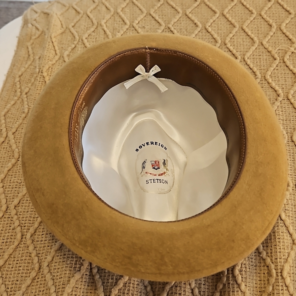 Vintage sovereign stetson hat